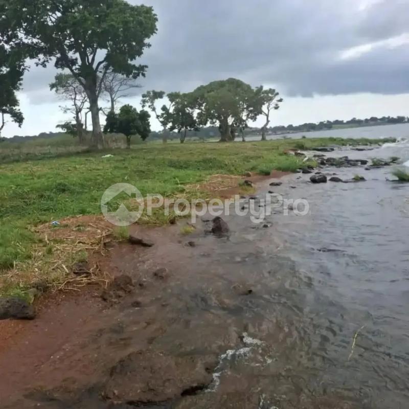 Land for sale Garuga Entebbe road  Kampala Central Kampala Central - 0