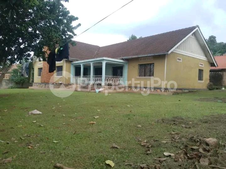 Land for sale Kireka road  Kampala Central - 4