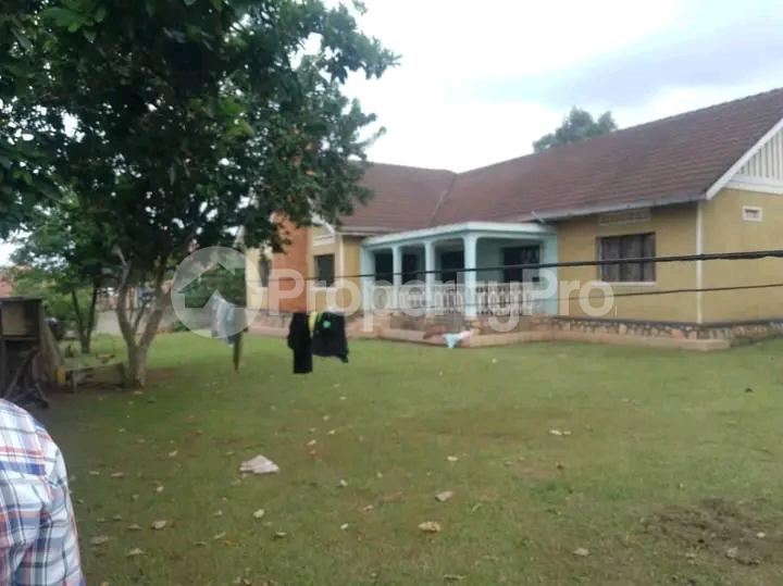 Land for sale Kireka road  Kampala Central - 5