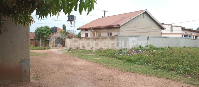 Land for sale Namugongo sonde town Kira Wakiso Central - 0
