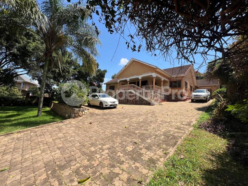 8 bedroom Villa for sale Makindye kizungu Kampala Central Kampala Central - 0