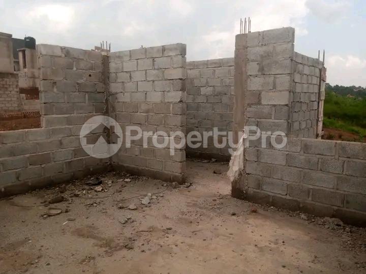 5 bedroom Apartment for sale Gayaza road  Gayaza Wakiso Central - 0