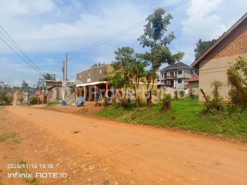 Land for sale Kagoma bombo road Kampala Central Kampala Central - 1