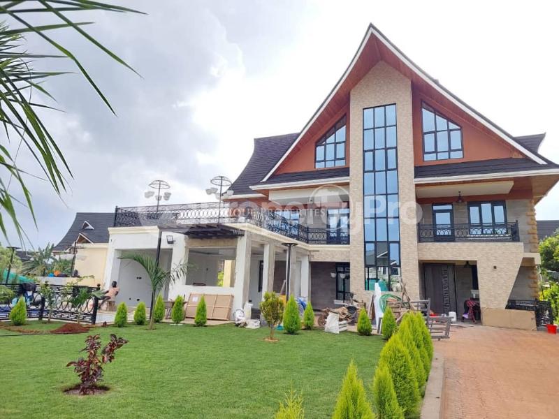 6 bedroom Flat&Apartment for sale Membley Ruiru