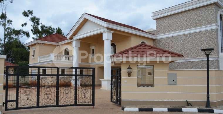 6 bedroom Flat&Apartment for sale Karen Nairobi