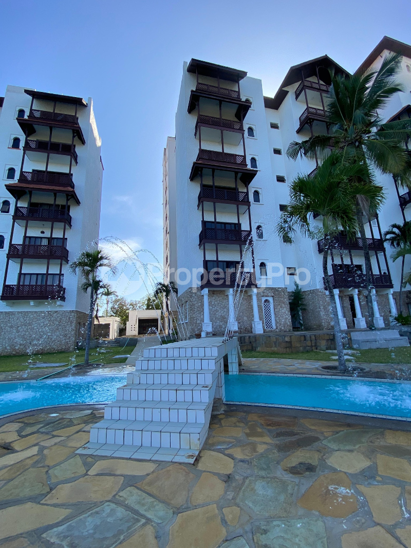 6 bedroom Townhouse for sale Nyali Mombasa