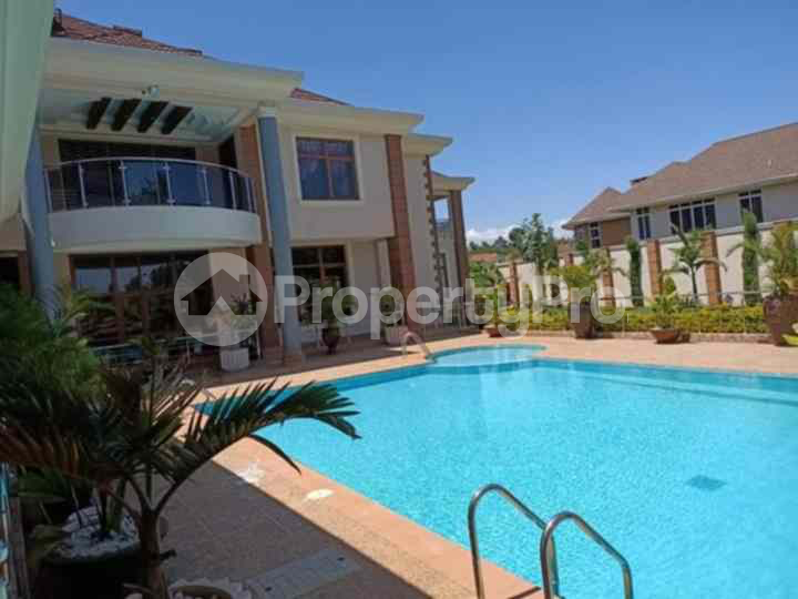 6 bedroom Houses for sale Runda Nairobi