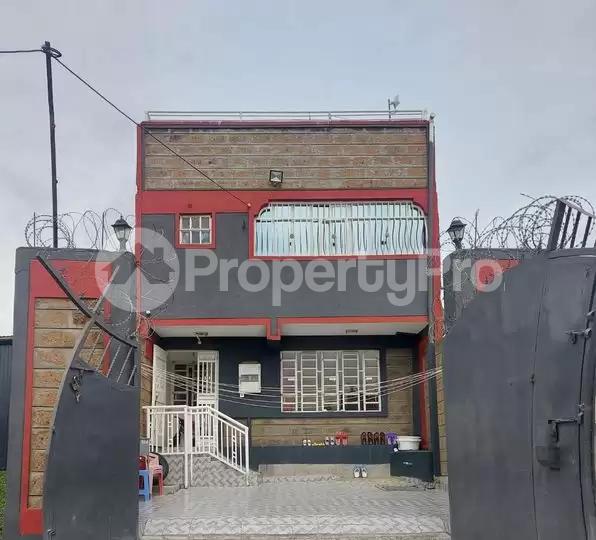 6 bedroom Houses for sale Donholm Nairobi