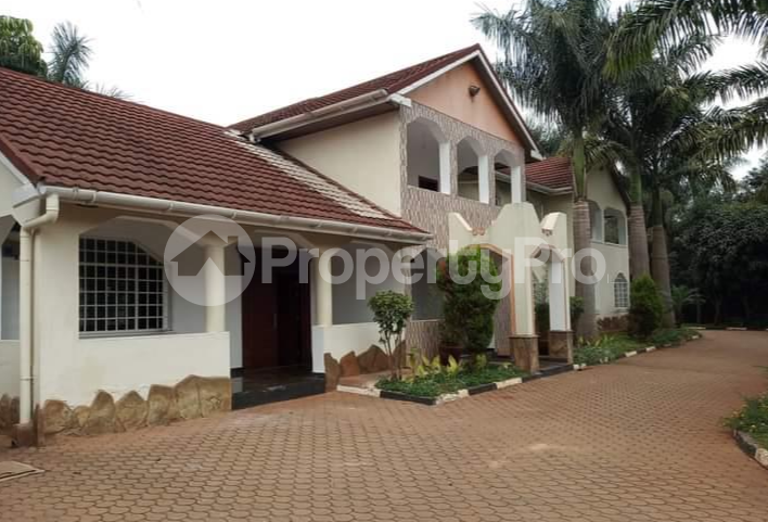 6 bedroom Houses for rent - Runda Westlands Nairobi