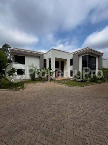 6 bedroom Townhouses Houses for rent Loresho Nairobi