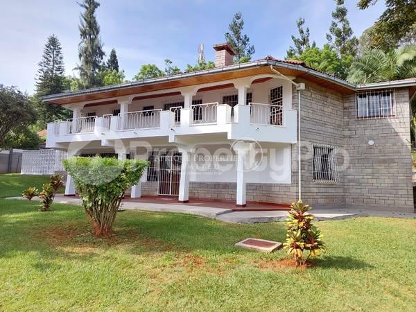 6 bedroom Townhouses Houses for rent Runda Nairobi