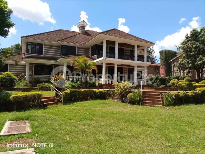 6 bedroom Townhouse for rent Nyari Nairobi - 0