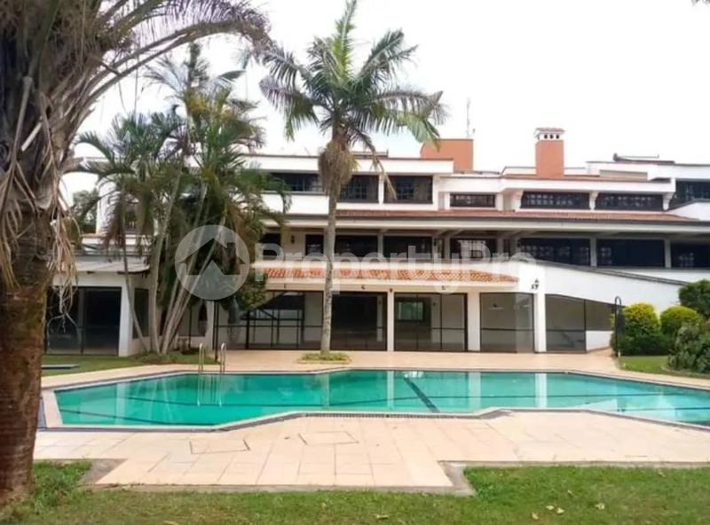 6 bedroom Townhouse for sale Kyuna Nairobi