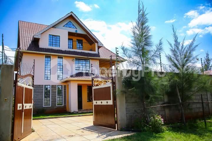 6 bedroom Townhouse for sale Syokimau Nairobi