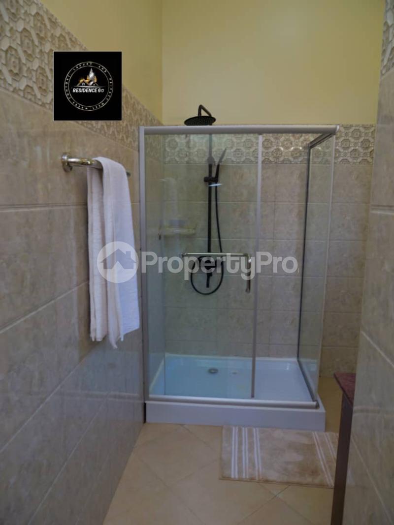 6 bedroom Villa for sale Nakiwogo Road  Katabi Wakiso Central - 12