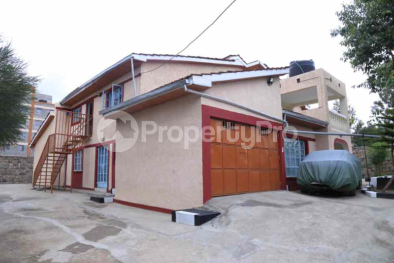 6 bedroom Townhouse for sale Kitengela Kajiado