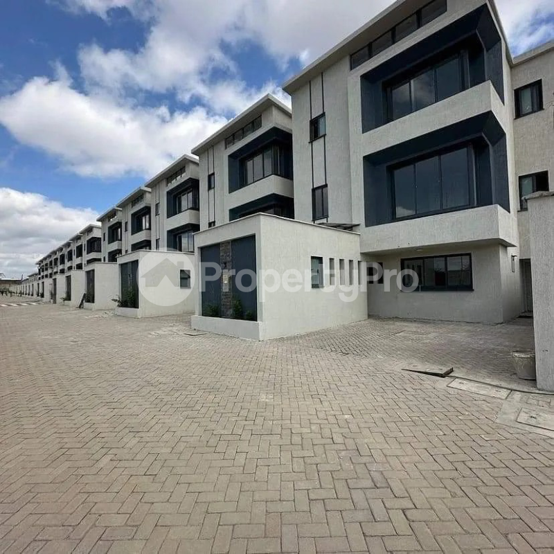6 bedroom Townhouse for sale South C Nairobi
