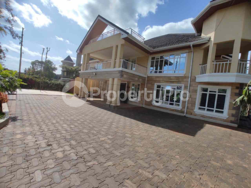 6 bedroom Townhouse for sale Runda Nairobi