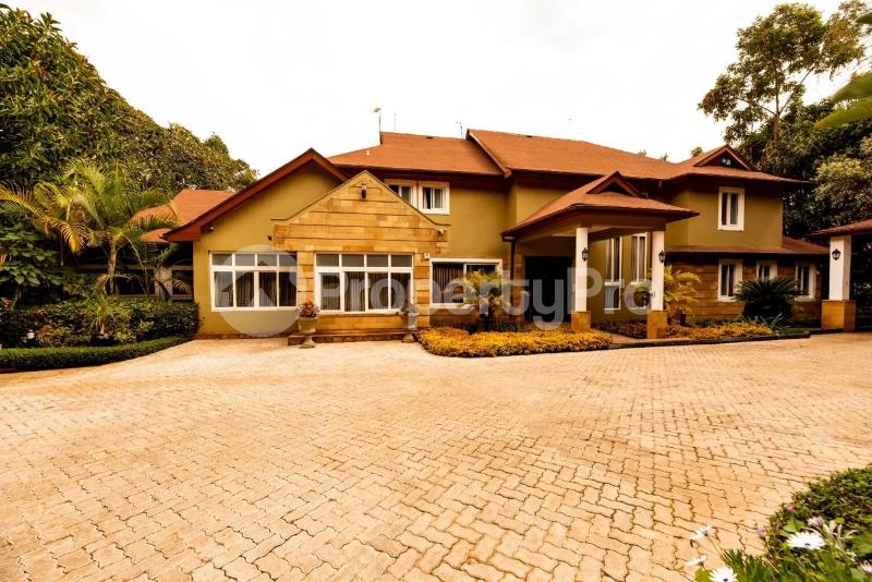 6 bedroom Townhouse for sale Karen Nairobi