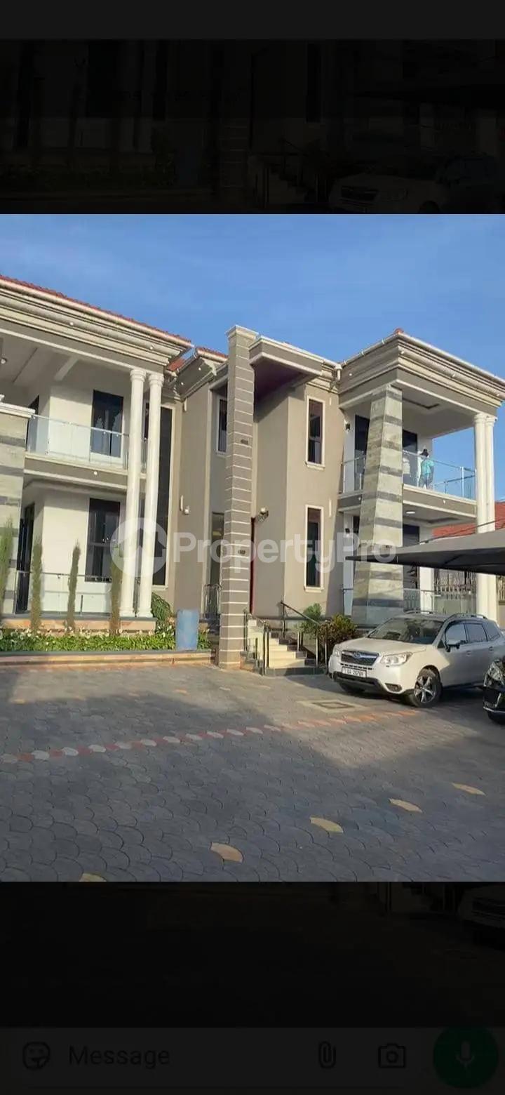 6 bedroom Bungalow Apartment for sale Kira mamerito road  Kira Wakiso Central - 3