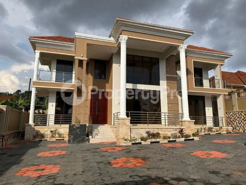 6 bedroom Bungalow Apartment for sale Entebbe road bwebaja Kansanga Kampala Central - 2