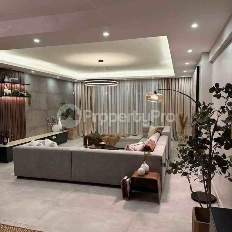 6 bedroom Flat&Apartment for sale Off Nyeri road  Kileleshwa Nairobi