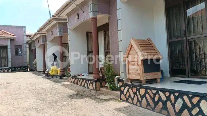 1 bedroom mini flat  Apartment Block Apartment for sale Kira road  Kampala Central Kampala Central - 3