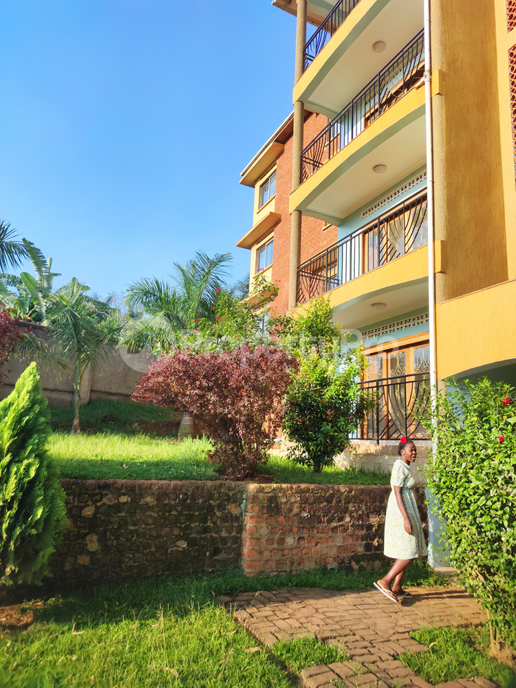 3 bedroom Apartment Block Apartment for rent Bweyogerere opposite namulando mall Kampala Central Kampala Central - 4