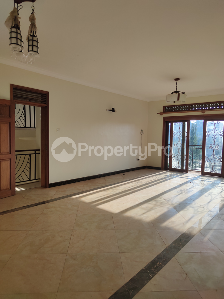 3 bedroom Apartment Block Apartment for rent Bweyogerere opposite namulando mall Kampala Central Kampala Central - 0