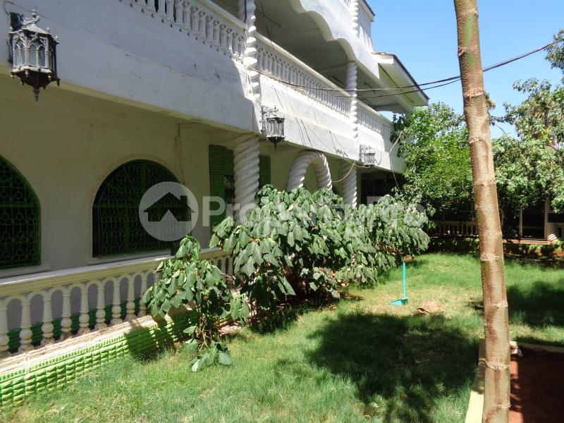 7 bedroom Houses for sale Embakasi Nairobi