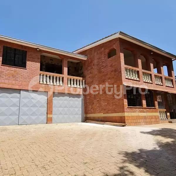 7 bedroom Houses for rent Runda Nairobi