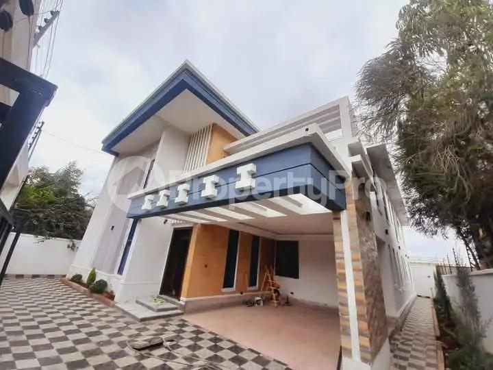 7 bedroom Houses for sale Syokimau Nairobi