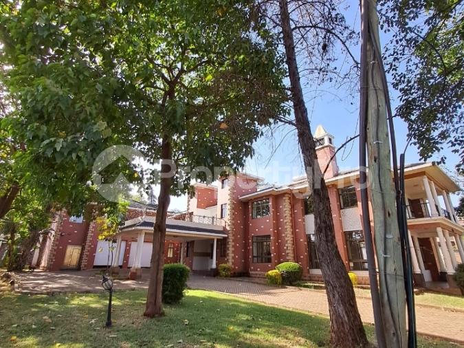7 bedroom Townhouse for sale Karen Nairobi