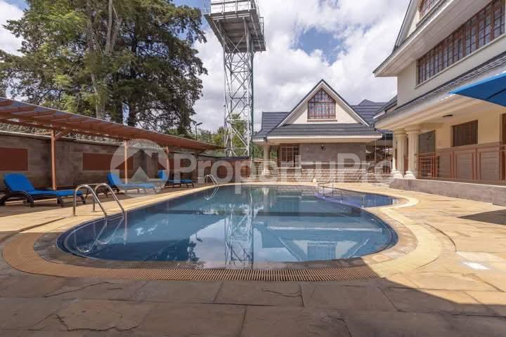7 bedroom Townhouse for rent Karen Nairobi