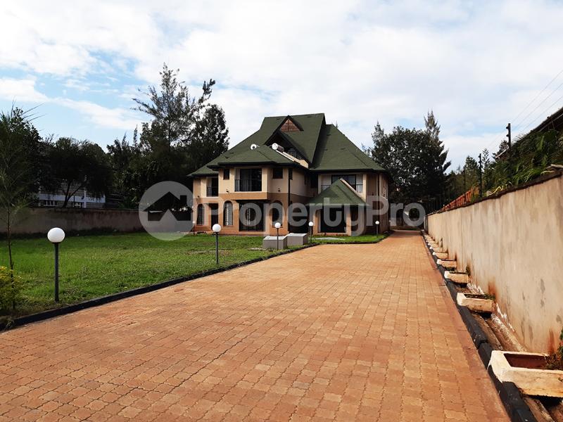 7 bedroom Houses for sale Runda Nairobi
