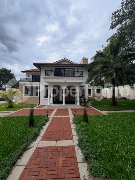 7 bedroom Houses for sale Runda Nairobi