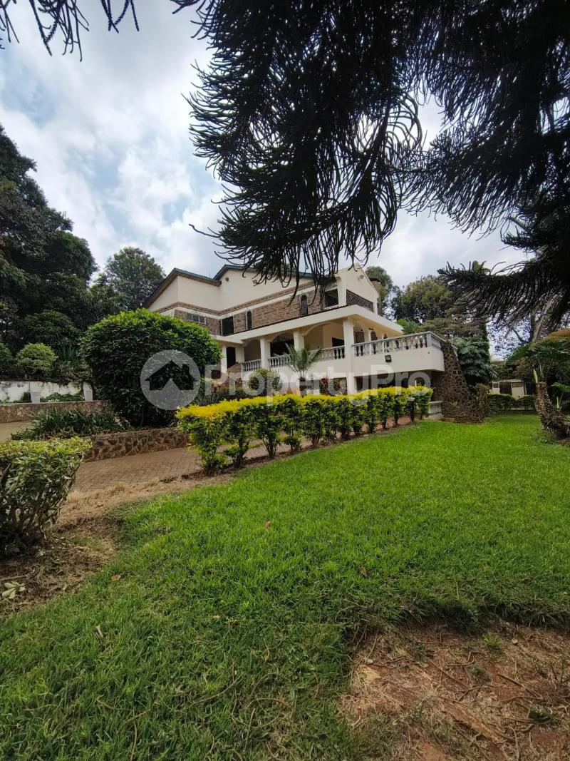 7 bedroom Townhouse for rent Karen Nairobi