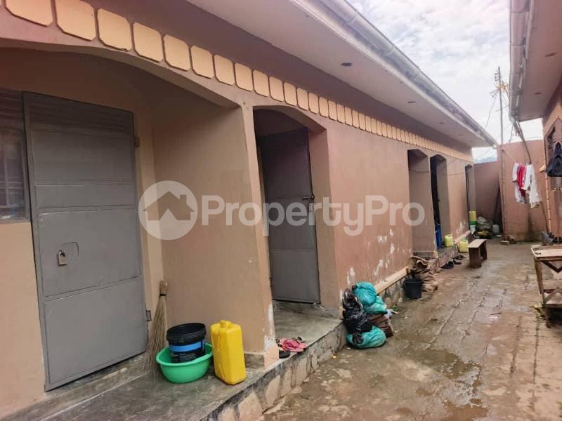 1 bedroom mini flat  Apartment for sale Nansana town  Kawempe Wakiso Central - 5