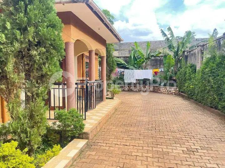 1 bedroom mini flat  Apartment Block Apartment for rent wapeewo Wakiso Central - 1