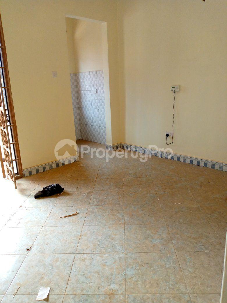 1 bedroom mini flat  Apartment Block Apartment for rent wampeewo road Wakiso Central - 3
