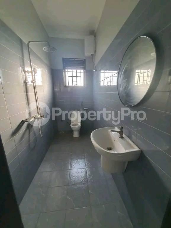 2 bedroom Apartment Block Apartment for rent  buziga road Wakiso Central - 3
