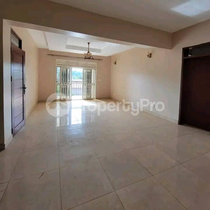 2 bedroom Apartment Block Apartment for rent kisaasi road Kisaasi Kampala Central - 6