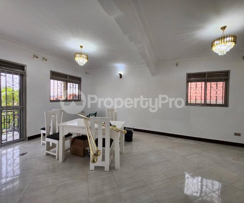 2 bedroom Apartment Block Apartment for rent kulambilo road Kampala Central - 2