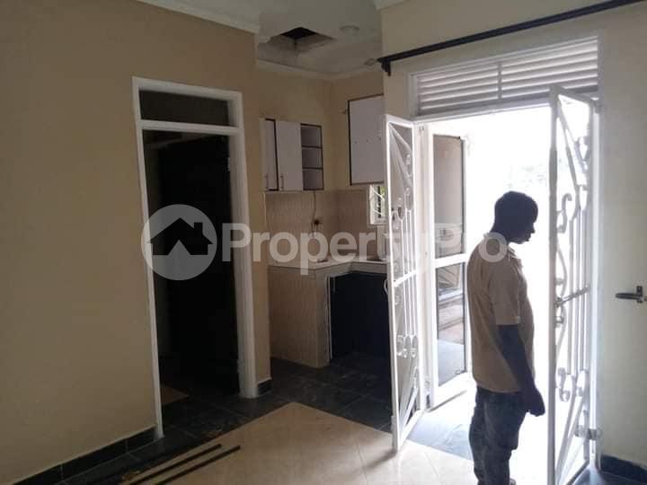 2 bedroom Bungalow Apartment for rent kyaliwajjala road Kampala Central - 5