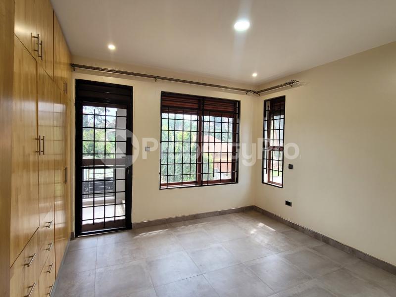 2 bedroom Apartment Block Apartment for rent kyanja road Kampala Central - 5