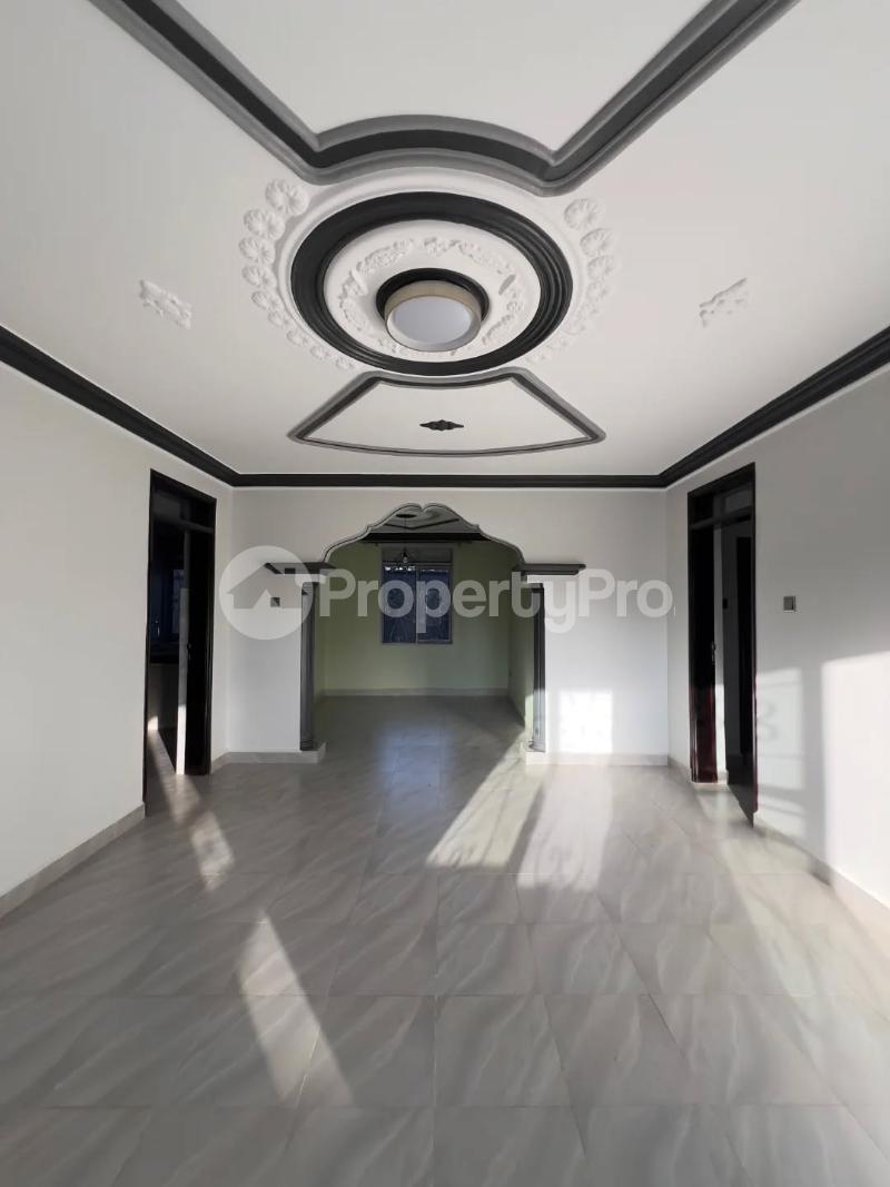 2 bedroom Apartment Block Apartment for rent Najjera road Wakiso Central - 1