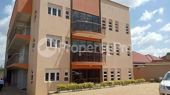 2 bedroom Apartment Block Apartment for rent namugongo road Wakiso Central - 1