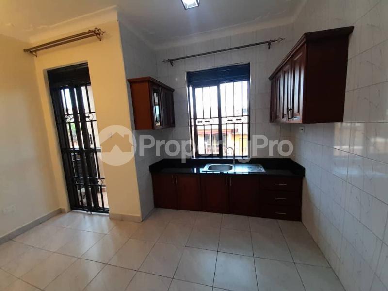 2 bedroom Apartment Block Apartment for rent namugongo road Wakiso Central - 5