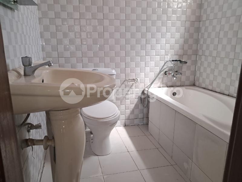 2 bedroom Bungalow Apartment for rent Kulambilo road Kampala Central - 3