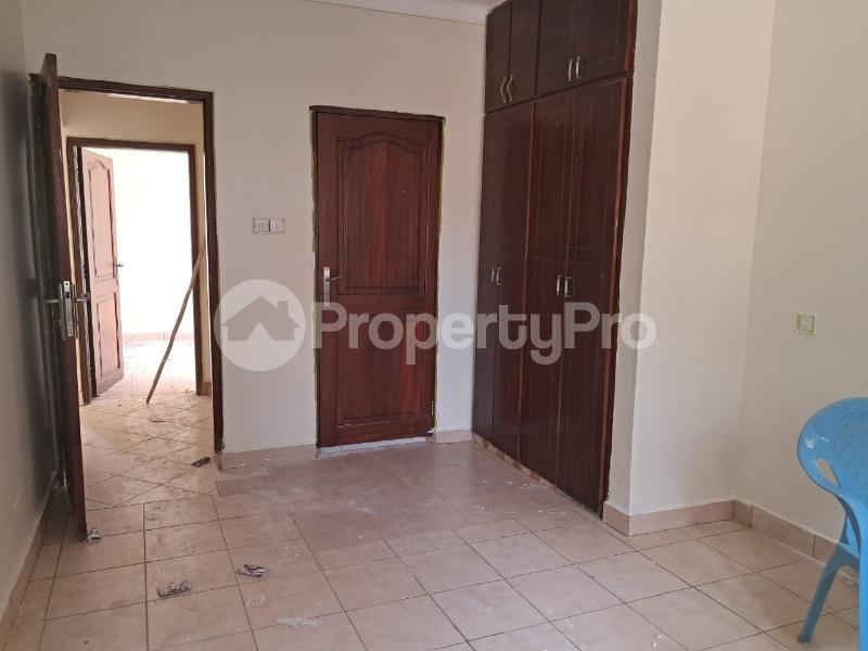 2 bedroom Bungalow Apartment for rent Kulambilo road Kampala Central - 8
